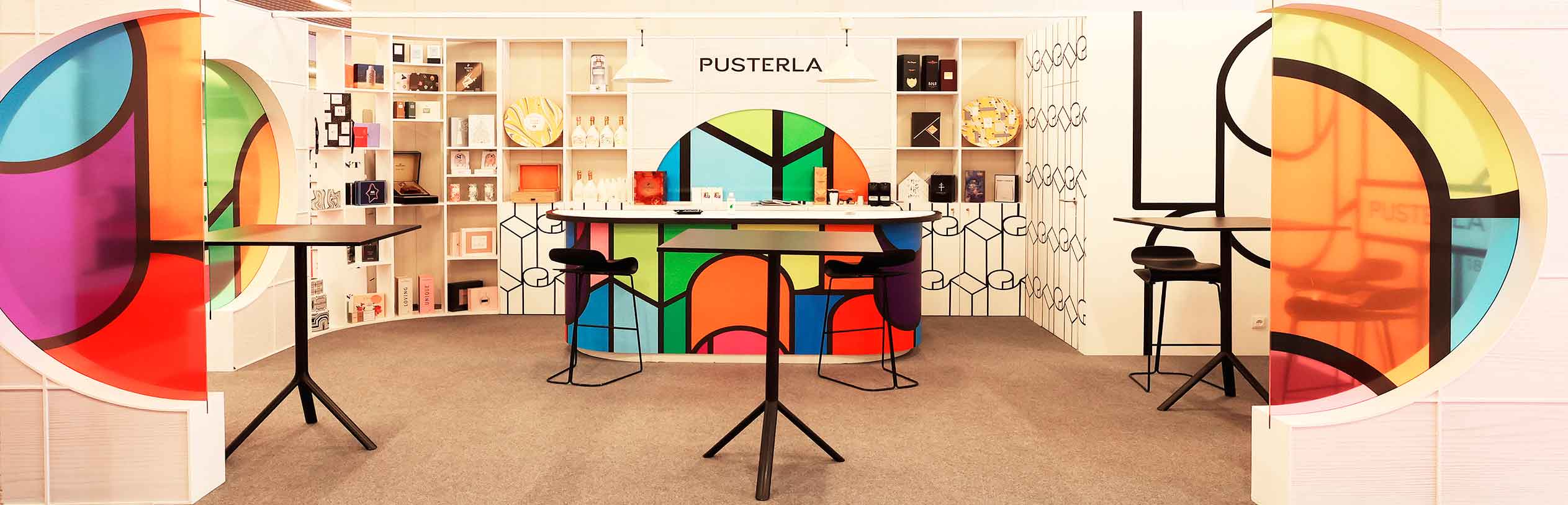 stand PUSTERLA-AGENCE-METAMORPHOZ-JEAN-PAUL-IZQUIERDO