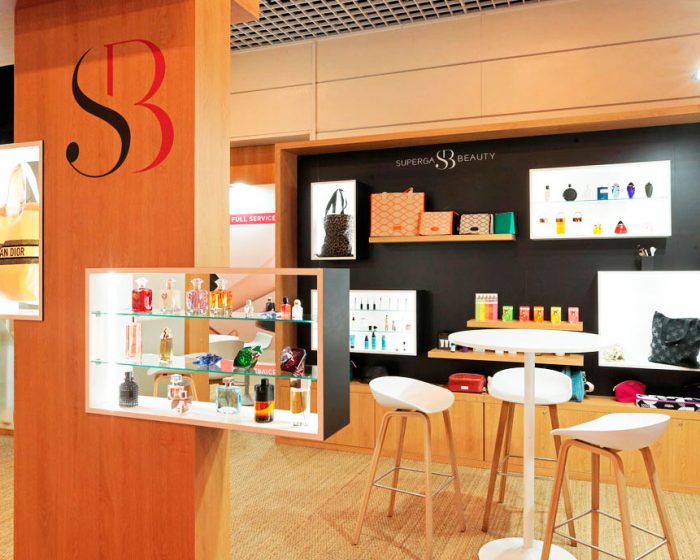 2-SUPERGA-BEAUTY-COATING-SALON-PCD-PARIS_-AGENCE-METAMORPHOZ-STANDISTE