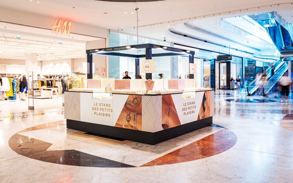 POP-UP-MICKA-2023-5-AGENCE-METAMORPHOZ-STANDISTE-PARIS-2